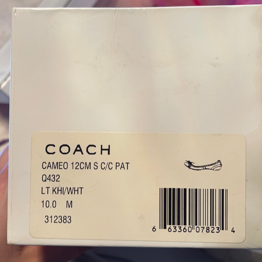 Coach flats worn once - Picture 3 of 3